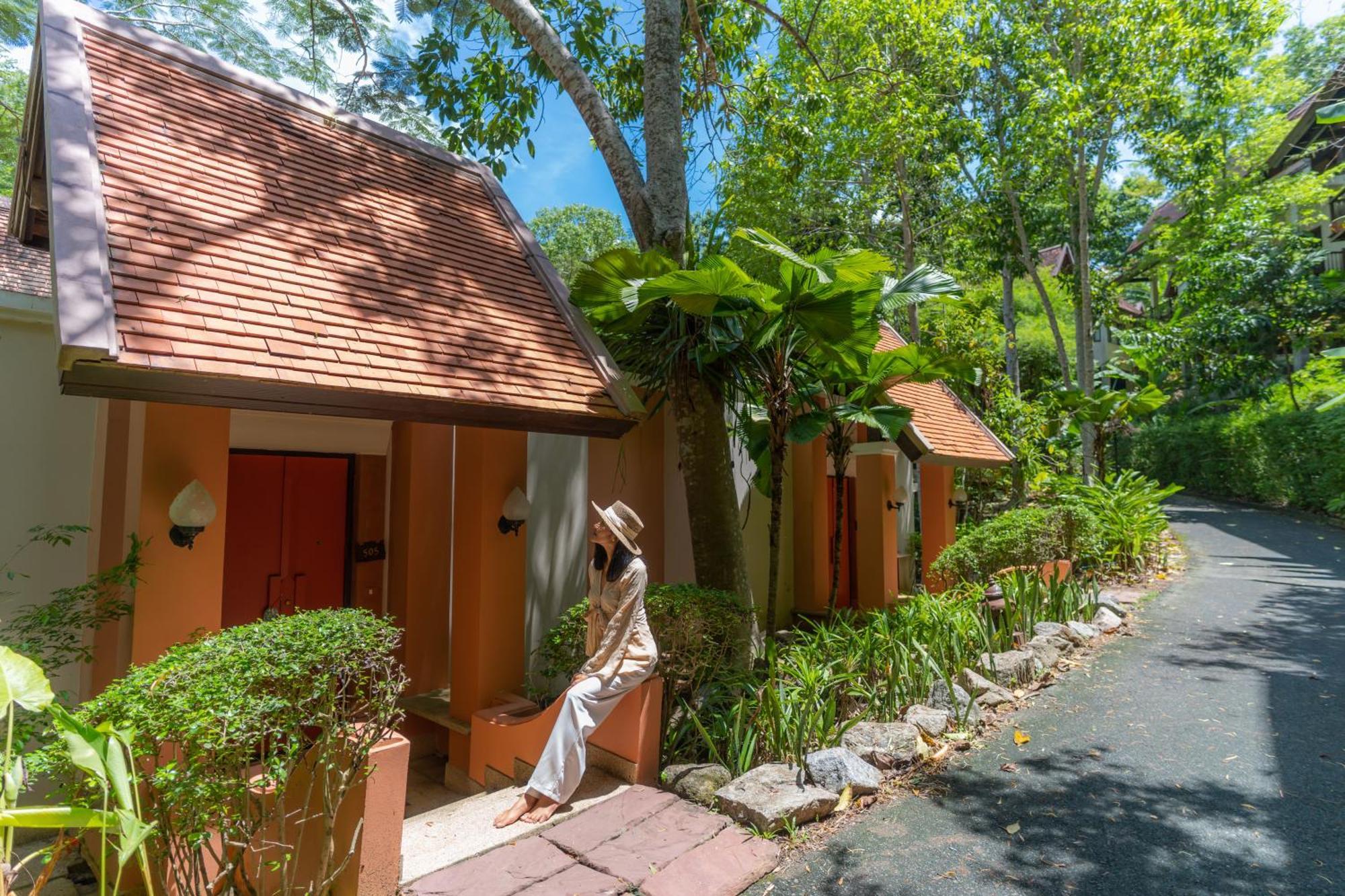 Suuko Wellness & Spa Resort Phuket Екстериор снимка